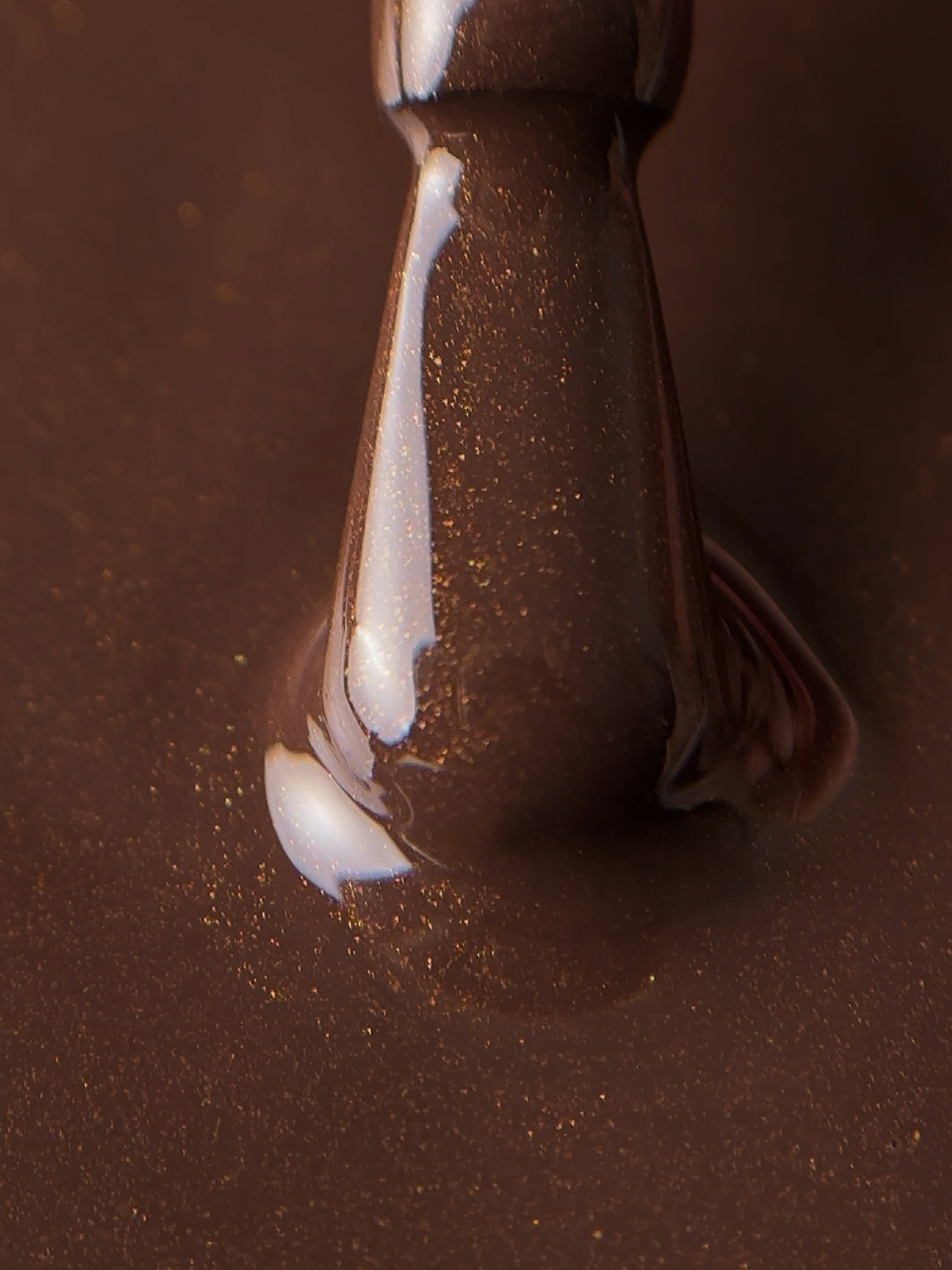 gel-polish-gold-in-me