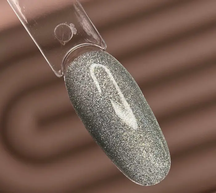 5486692889_w640_h640_dark-gel-polish